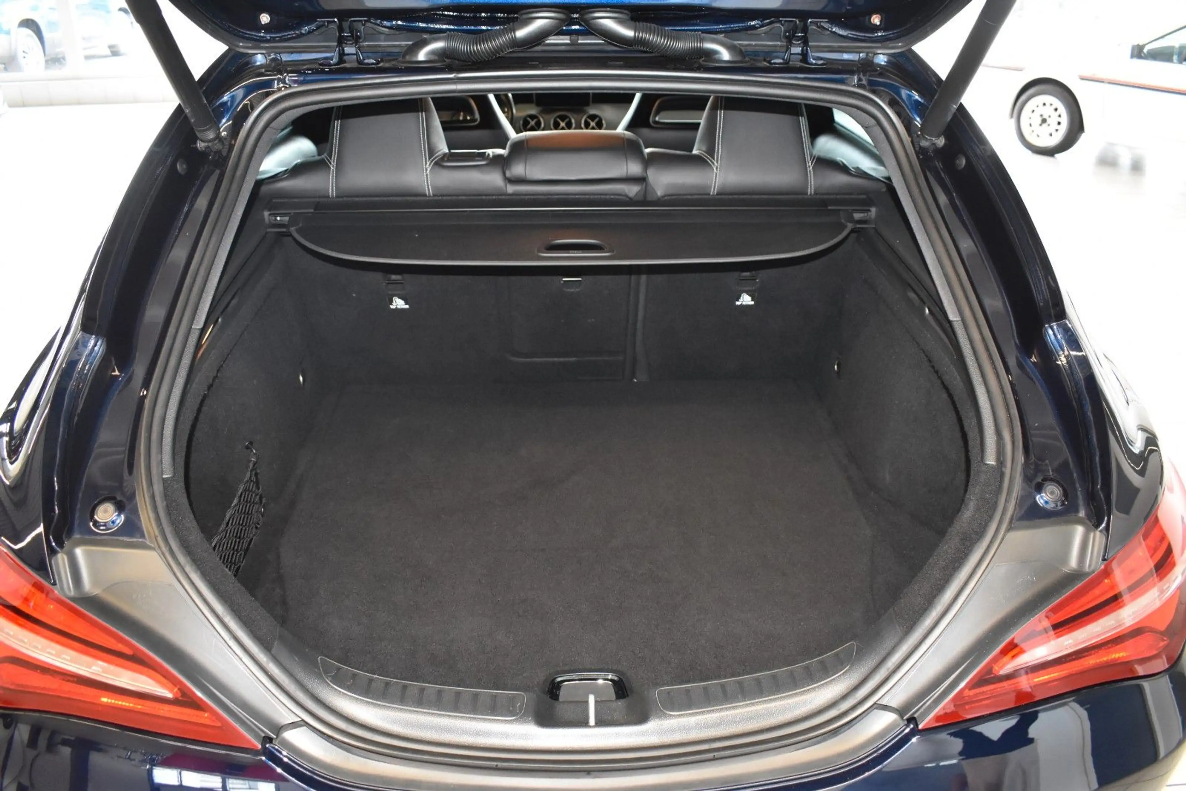 Mercedes-Benz CLA 220 CLA 220 d Shooting Brake AUT./LED/NAVI/PANO/ — photo 15