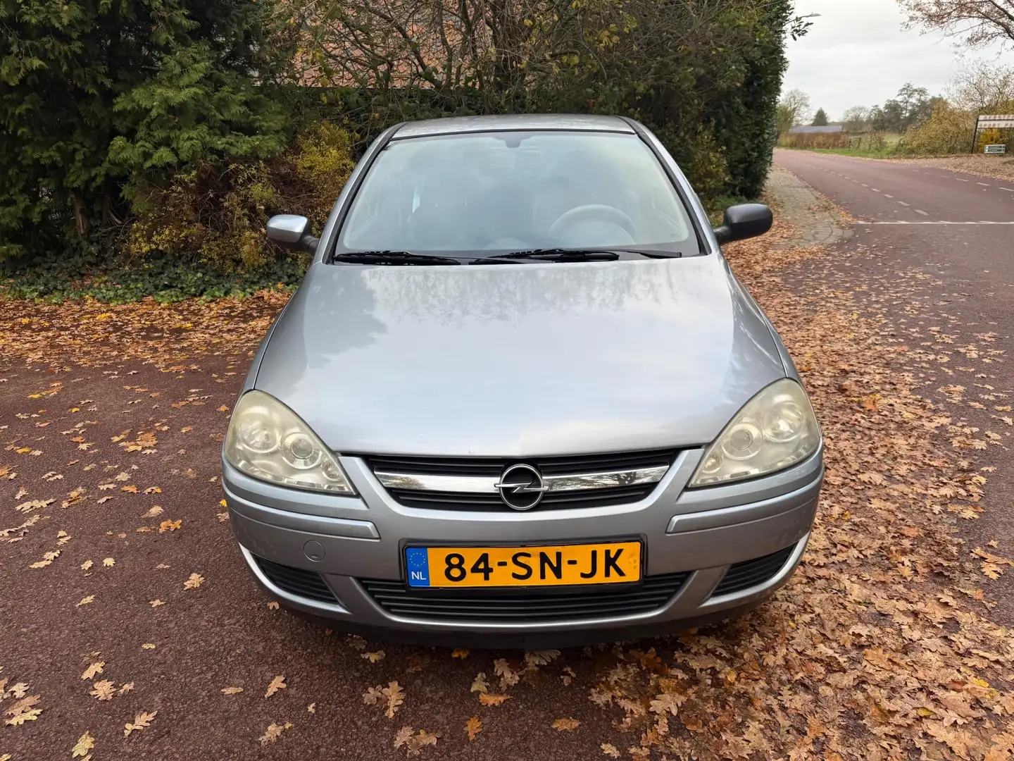 Opel Corsa 1.4-16V Silverline / Airco / Apk / Nap / Lm / Gris - 2