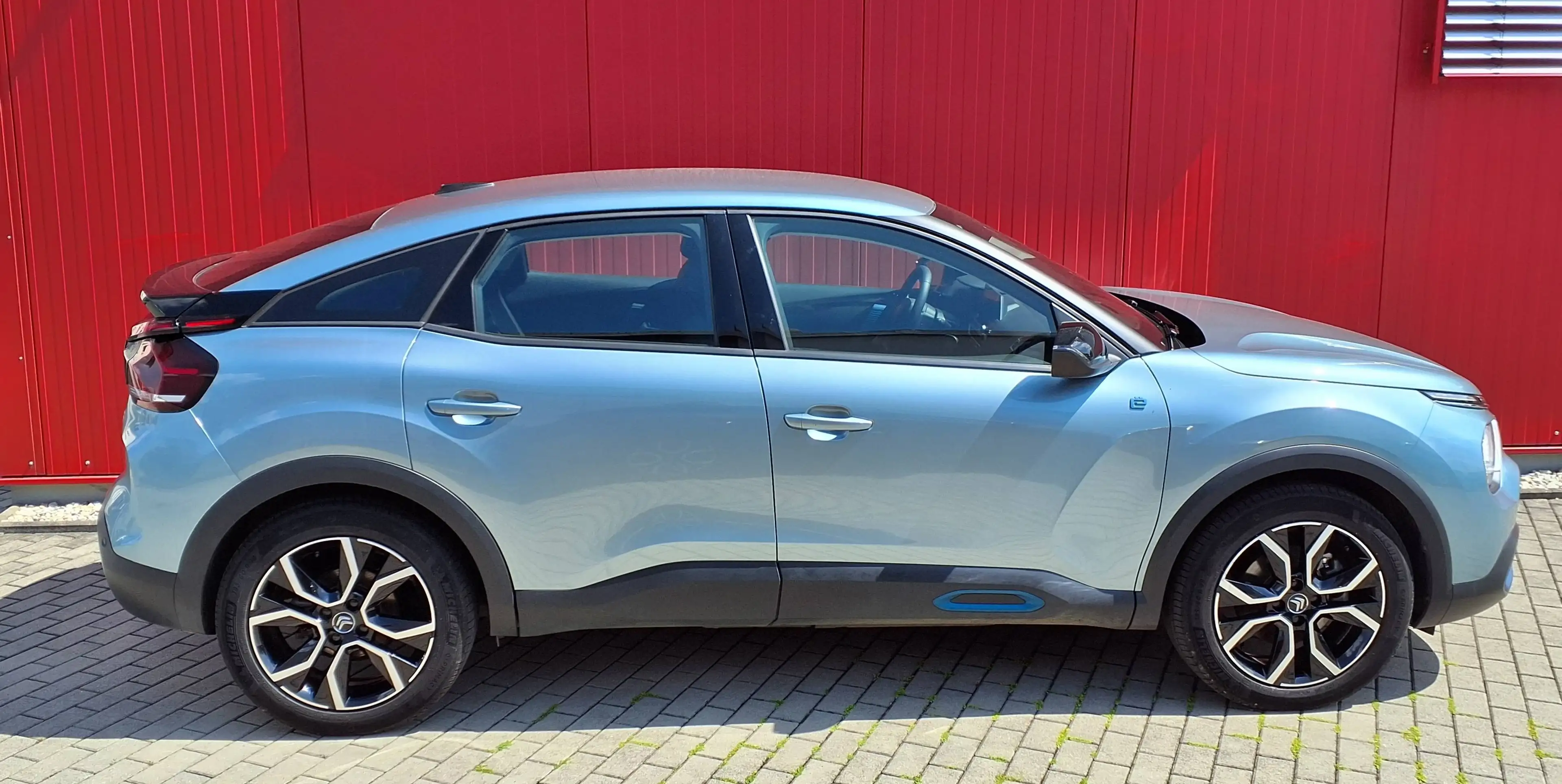 Citroen E-C4 Electric e-C4 136 FEEL PACK — photo 3