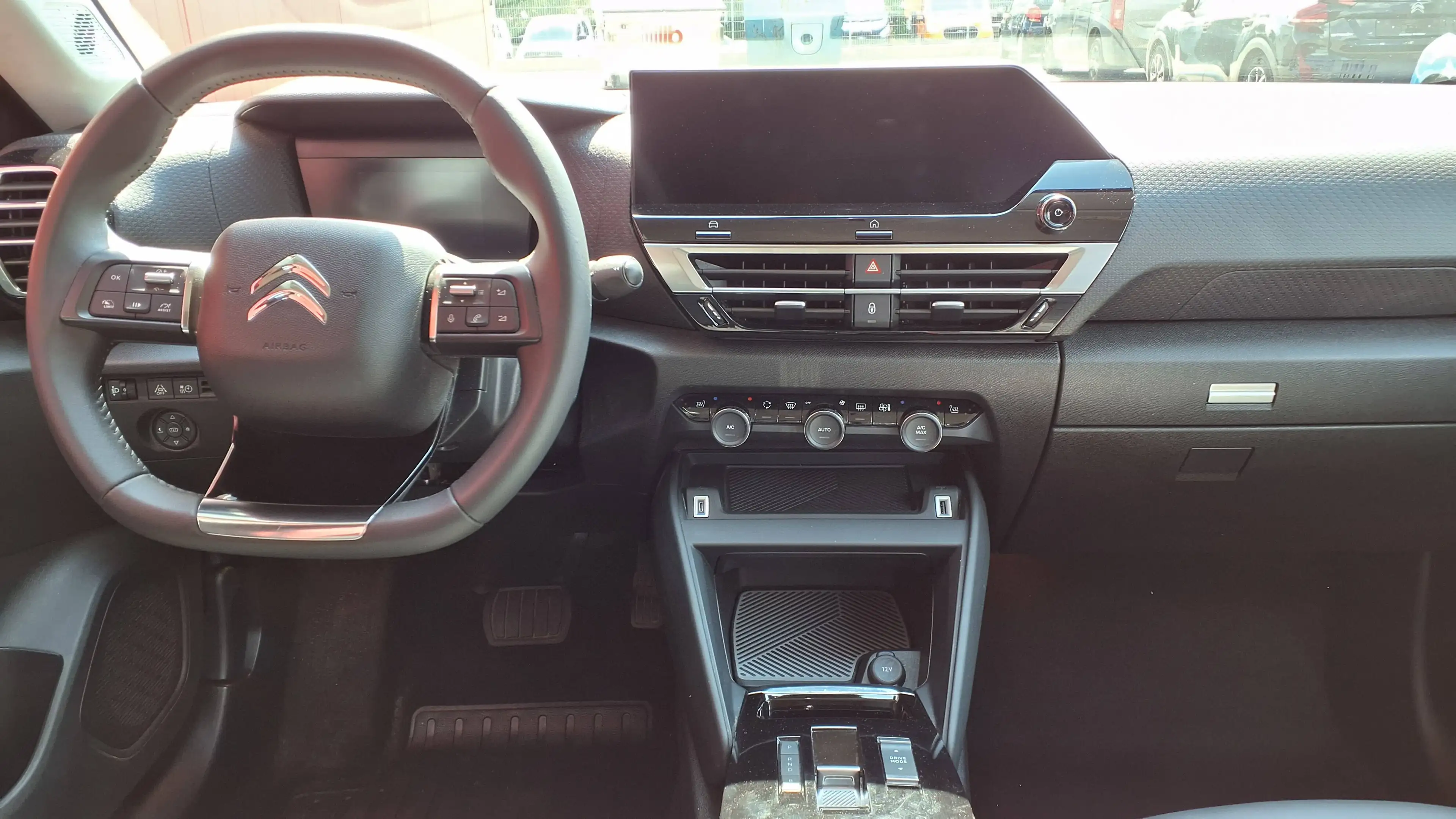 Citroen E-C4 Electric e-C4 136 FEEL PACK — photo 11