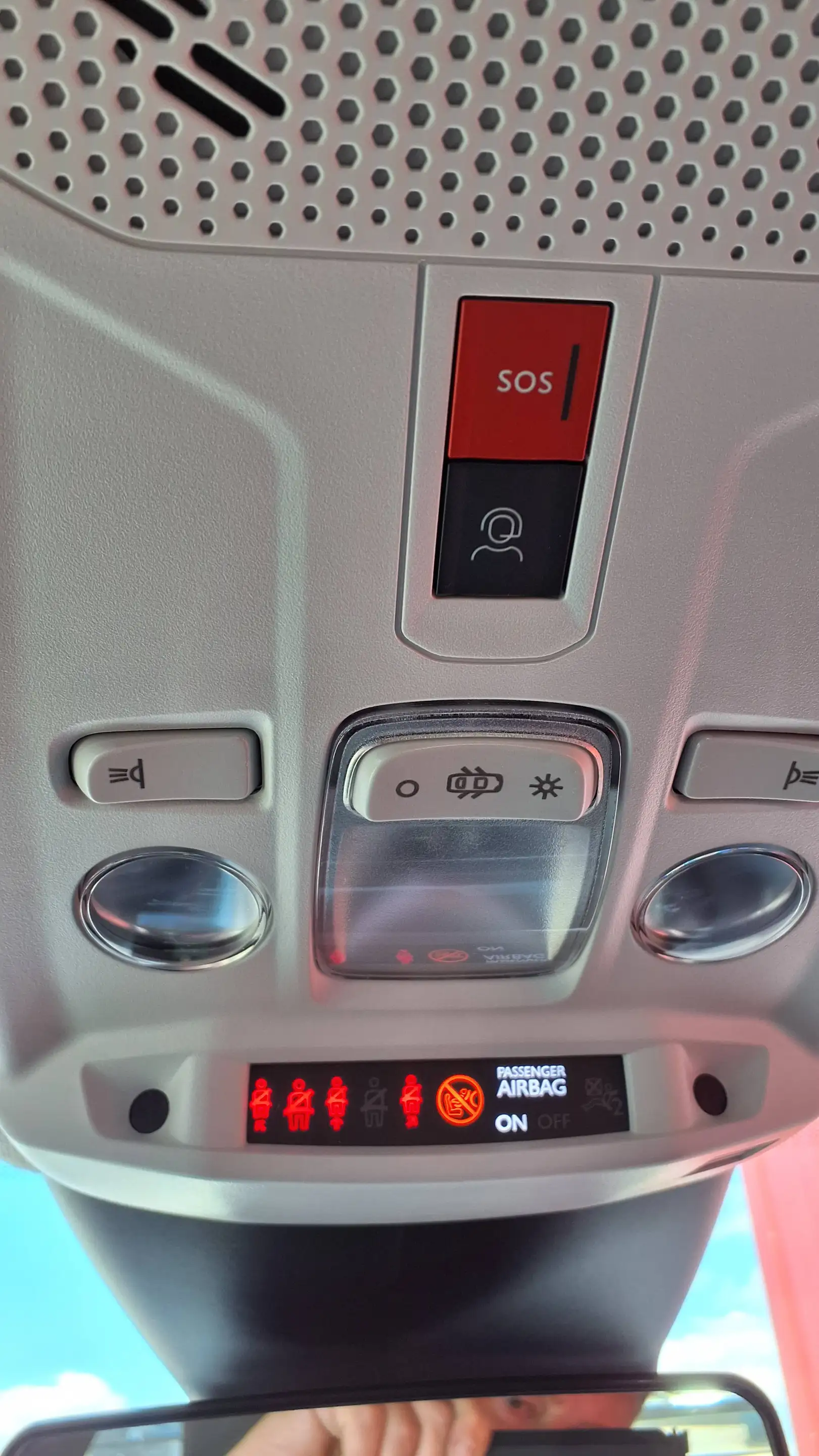 Citroen E-C4 Electric e-C4 136 FEEL PACK — photo 15