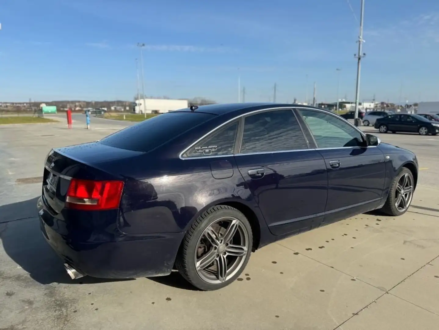 Audi A6 3.2 FSi V6 S line - 2