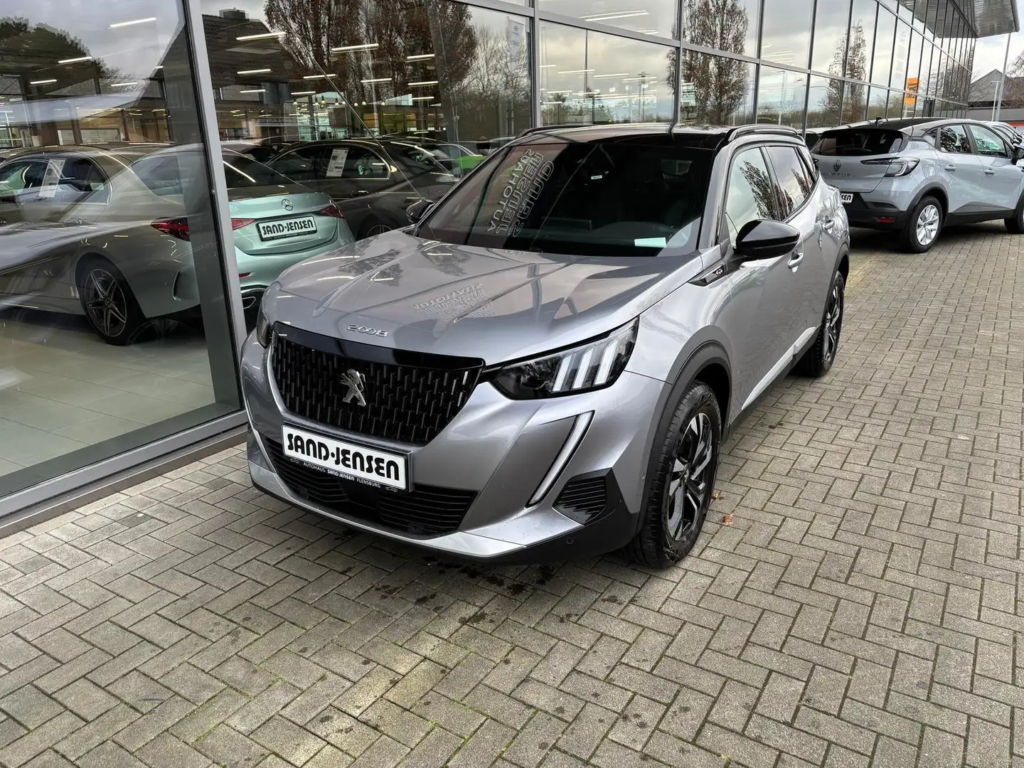 Peugeot 2008 GT PT 130 EAT ACC Carplay LED 17" 96 kW (131 PS... Gris - 1
