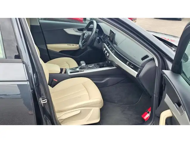 Audi A4 view 15
