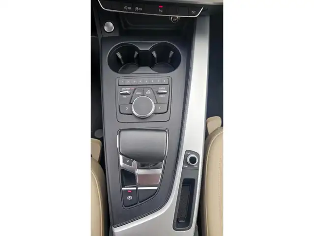 Audi A4 view 8