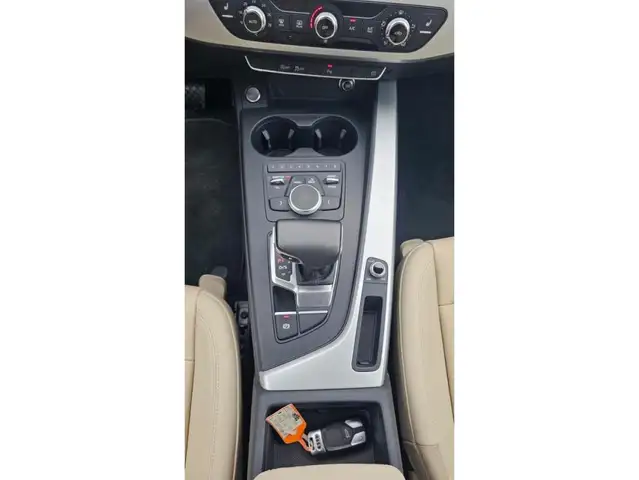 Audi A4 view 9
