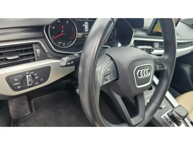 Audi A4 view 6