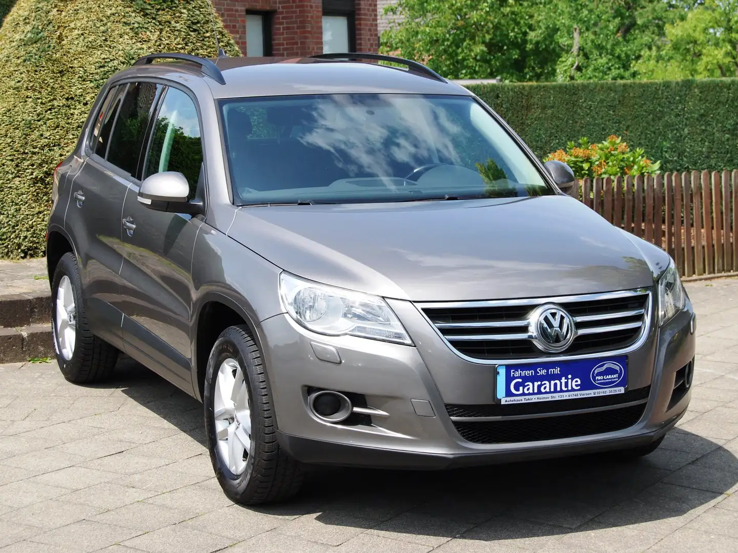 Volkswagen Tiguan Trend * Klima-PDC * Серый - 1