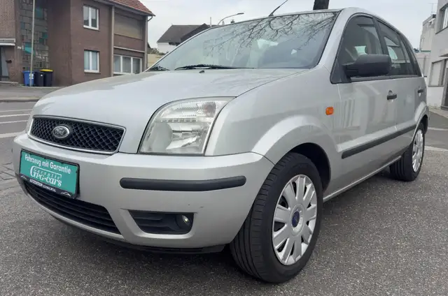 2003 Ford Fusion in Grey for sale