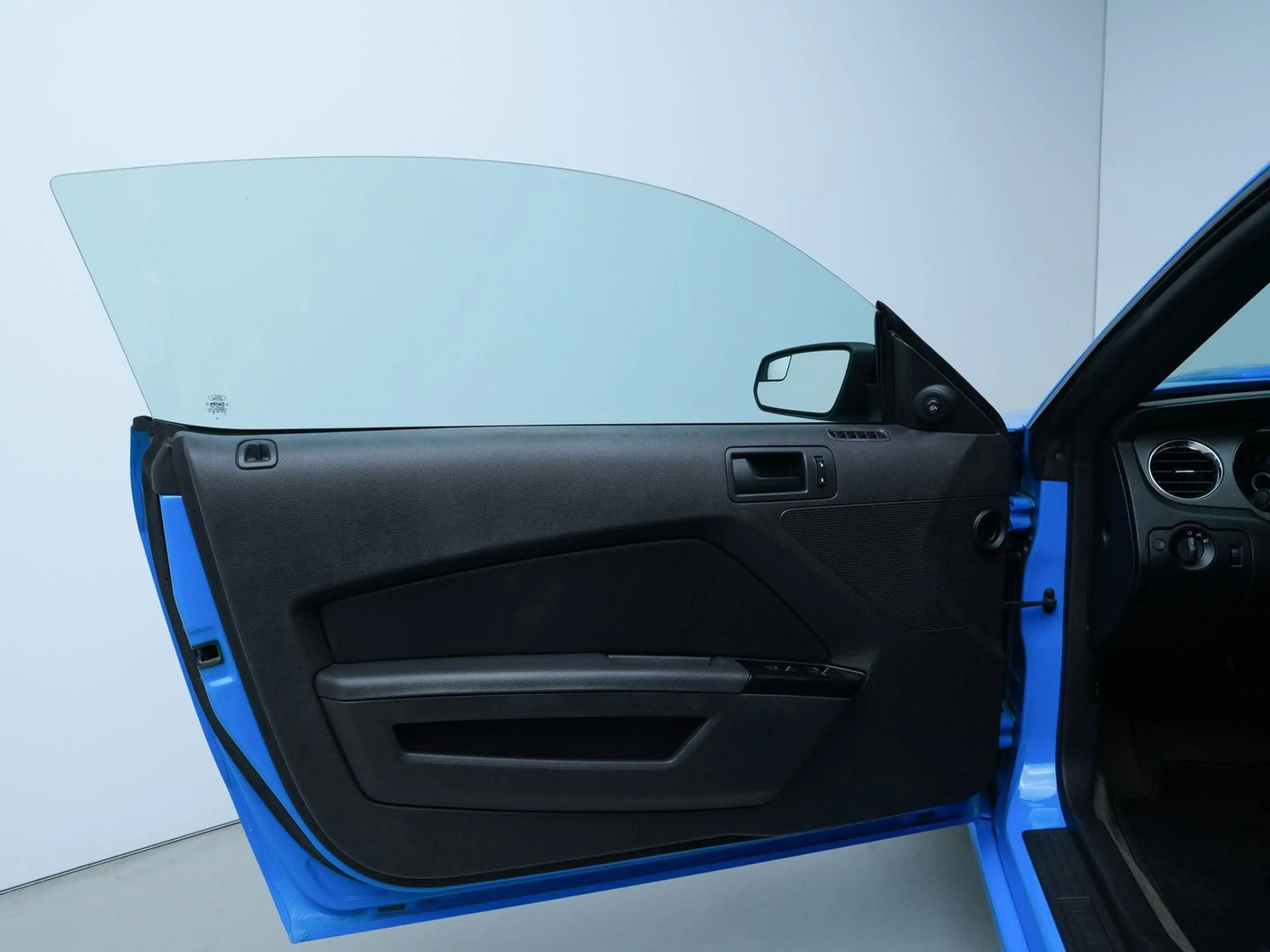Ford Mustang 3,7 CABRIO*BLUETOOTH*LEDER*AUTOMATIK — photo 9