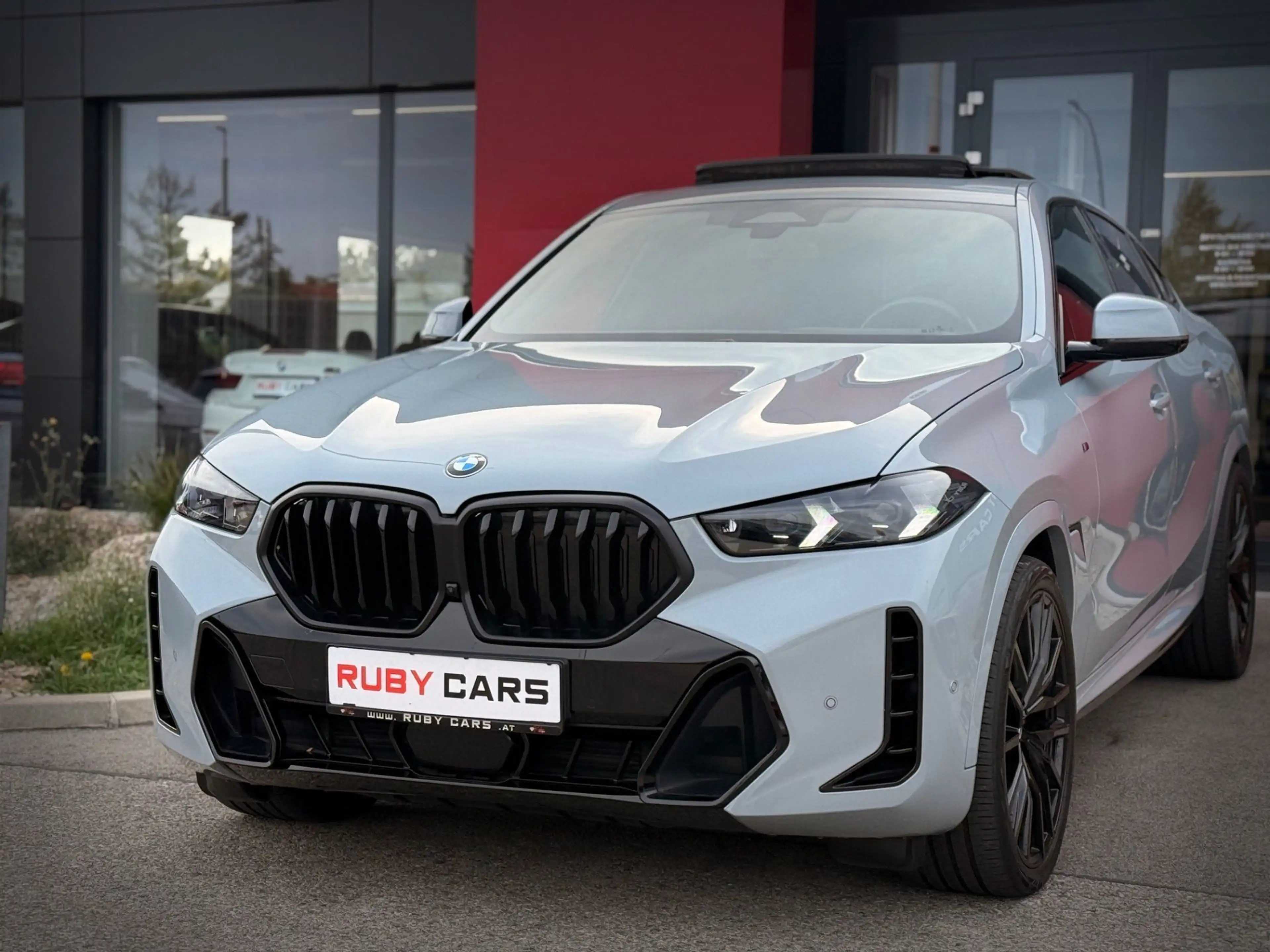 BMW X6 xDrive30d M Sport 48V Aut. / Lime Rock Grey — photo 3