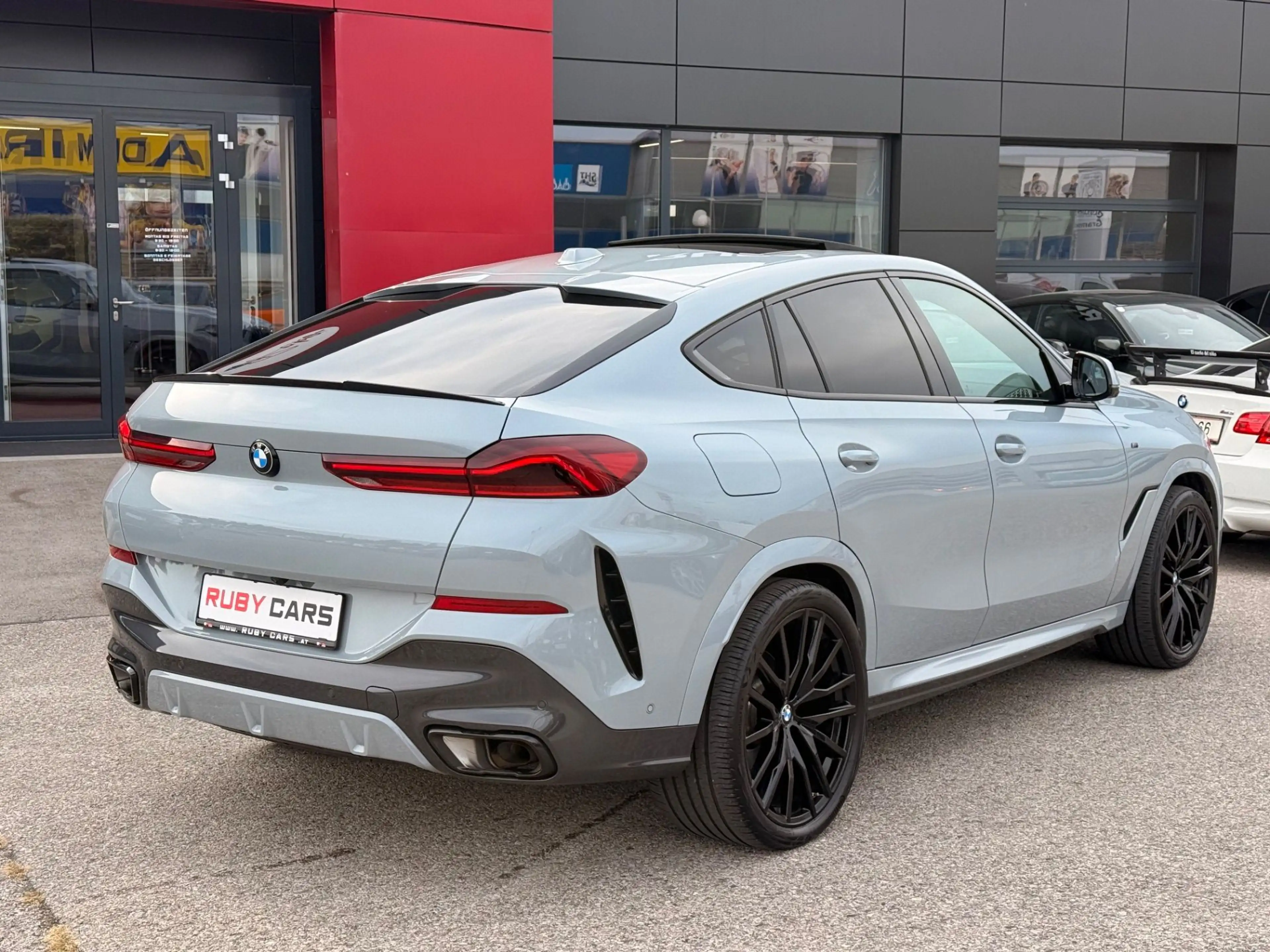 BMW X6 xDrive30d M Sport 48V Aut. / Lime Rock Grey — photo 10