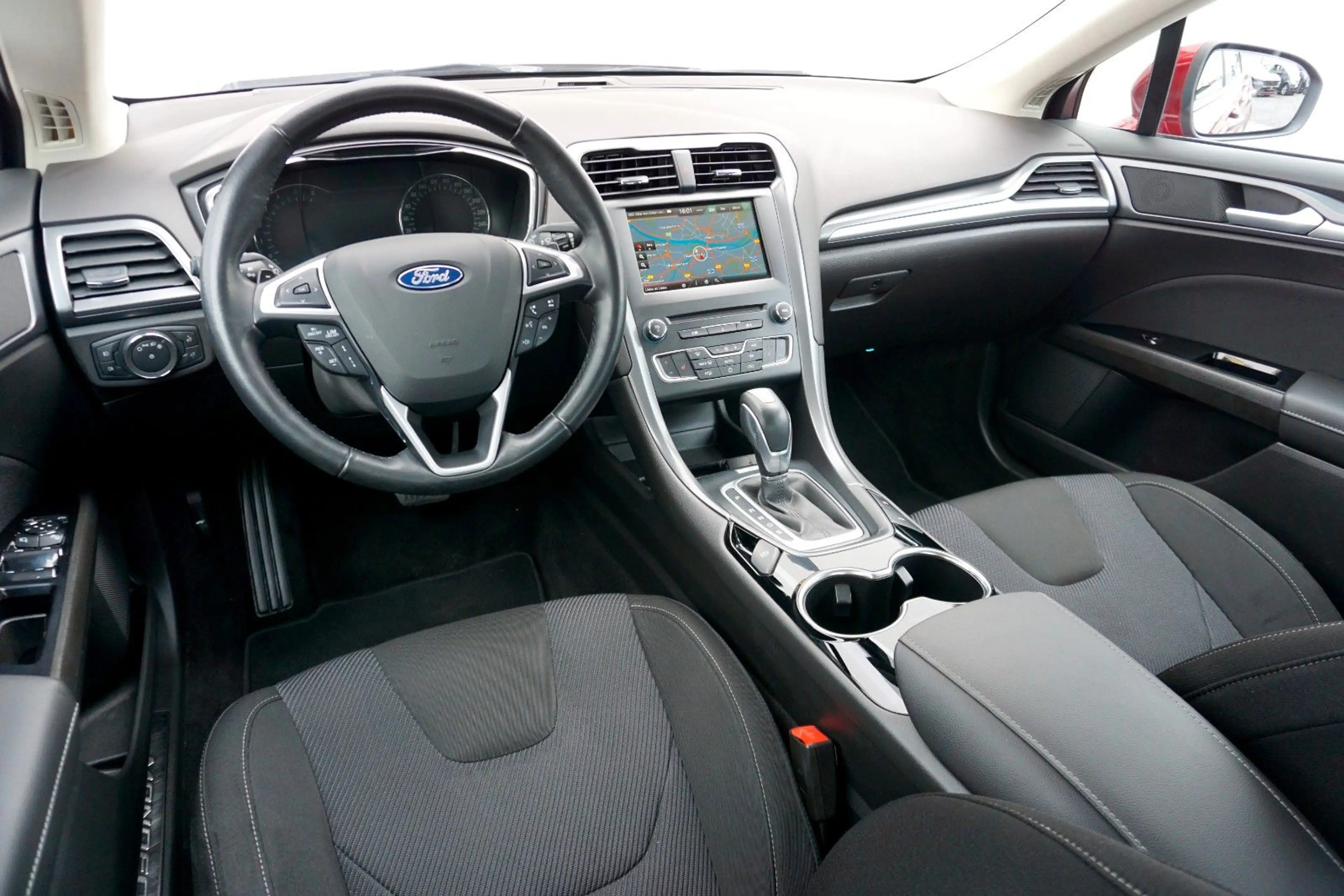 Ford Mondeo 2.0 TDCi Aut. |ACC|AHK|LED|KAM|KEYLES|NAV — photo 12
