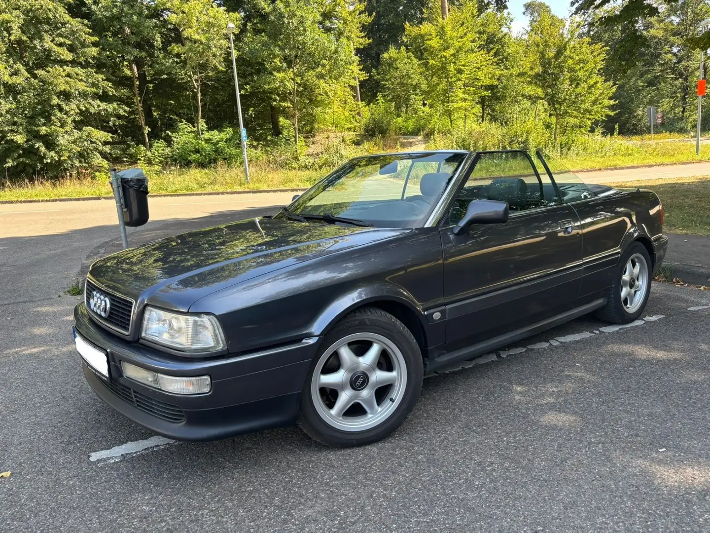 Audi Cabriolet 2.0 - 2