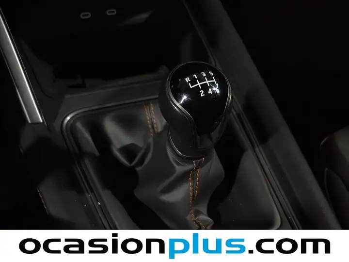 Cupra León Sportstourer 1.5 TSI Man 2025, foto 6