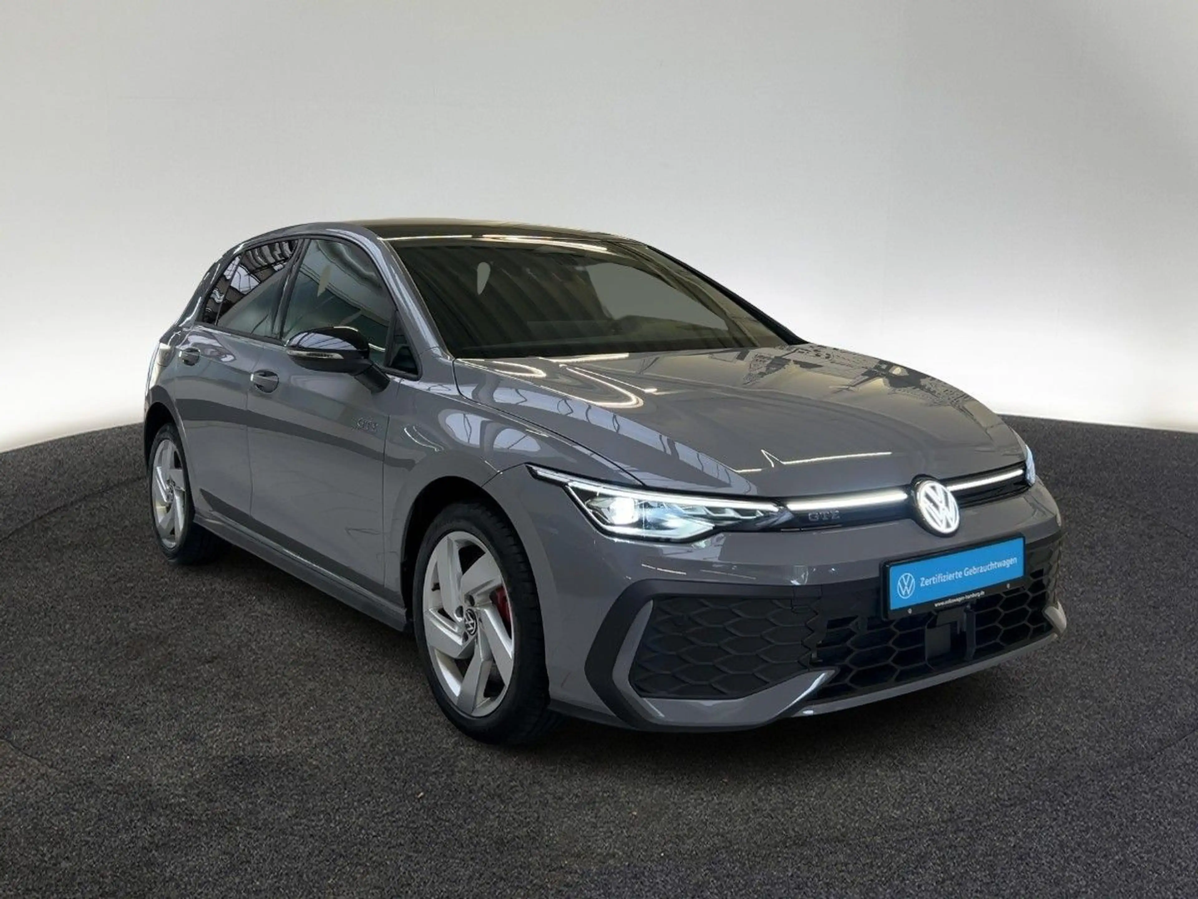 Volkswagen Golf GTE VIII 1.5 eHybrid GTE DSG Rear View Navi App — photo 4