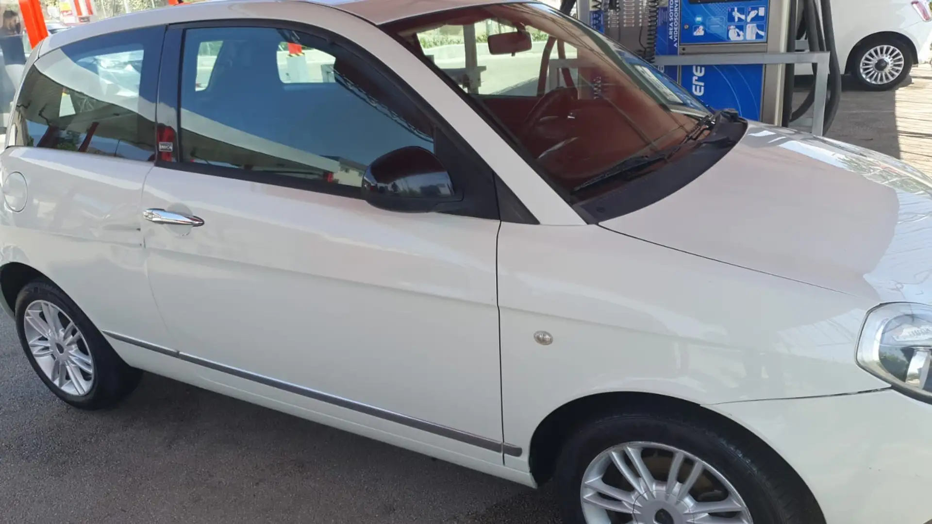 Lancia Ypsilon 1.3 mjt 16v Unyca - 2