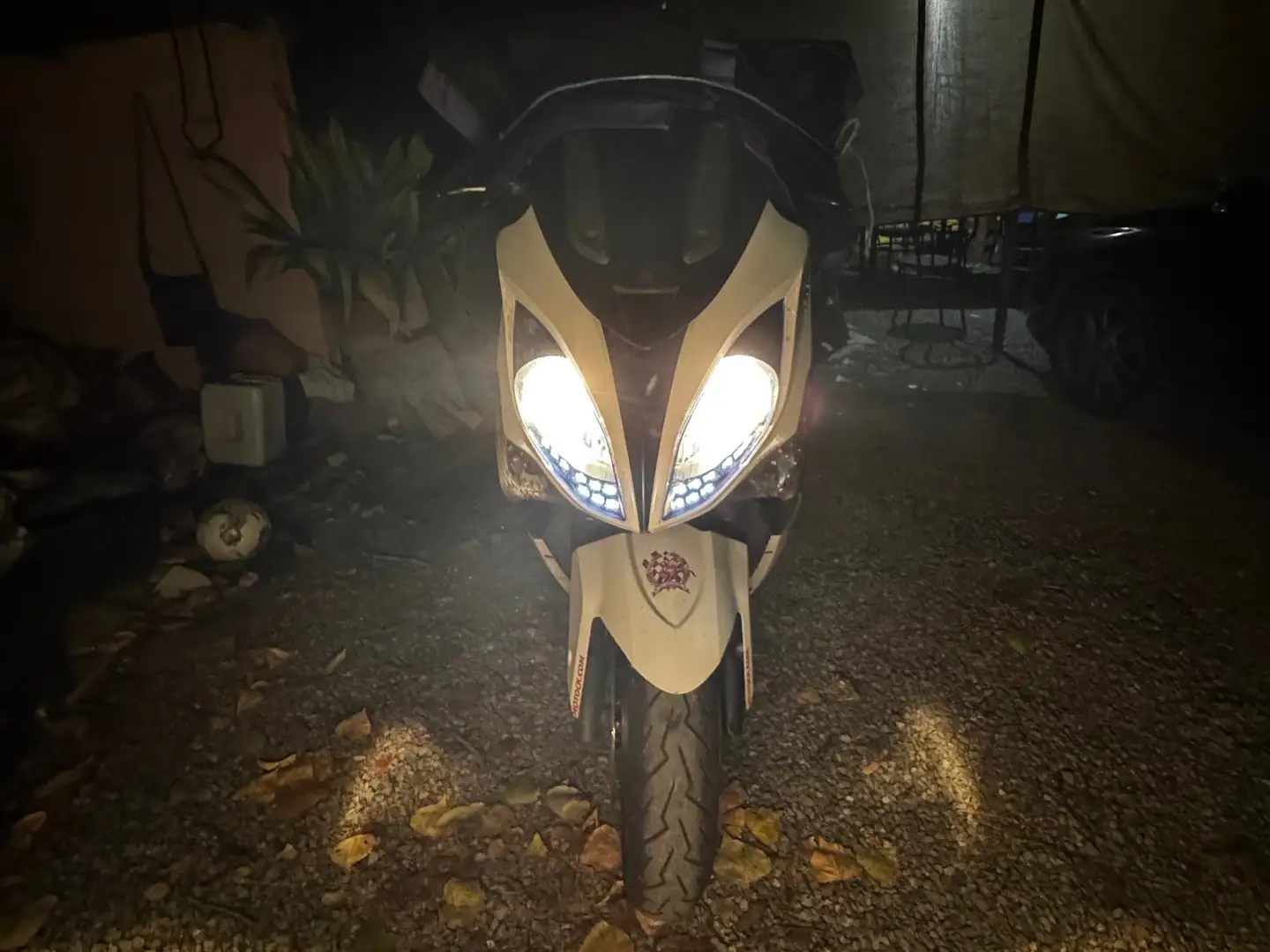 Kymco Xciting 500i Xciting 500r abs Blanco - 1