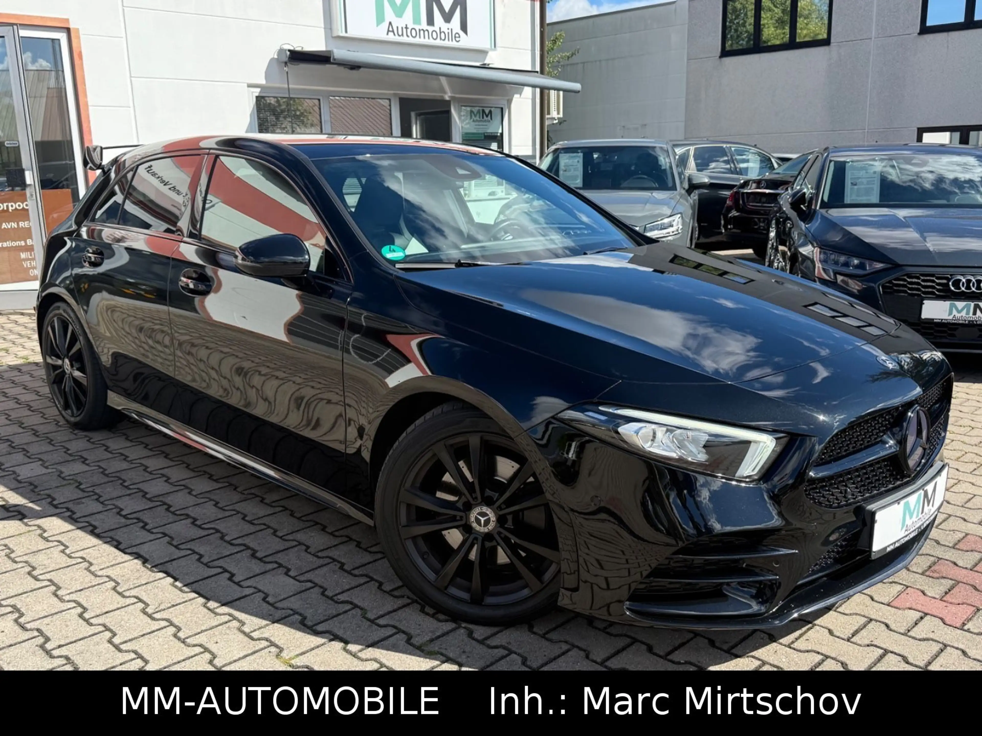 Mercedes-Benz A 220 A220 AMG-NIGHT-BURM-AMG SPOILER-JUNGE STER