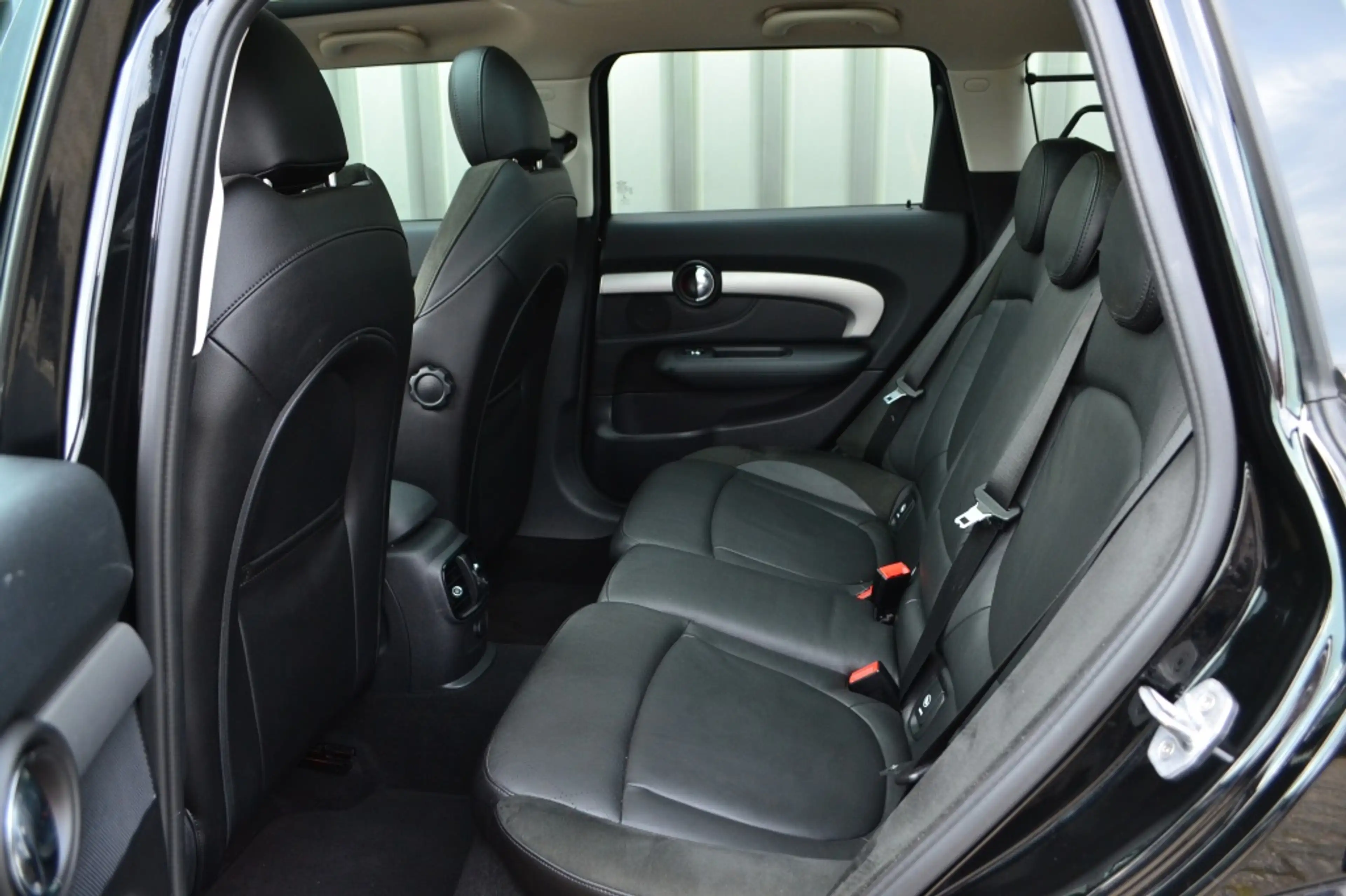 MINI Cooper S Clubman 2.0 192PK Chili Navi/LED/Pano/Leer — photo 10