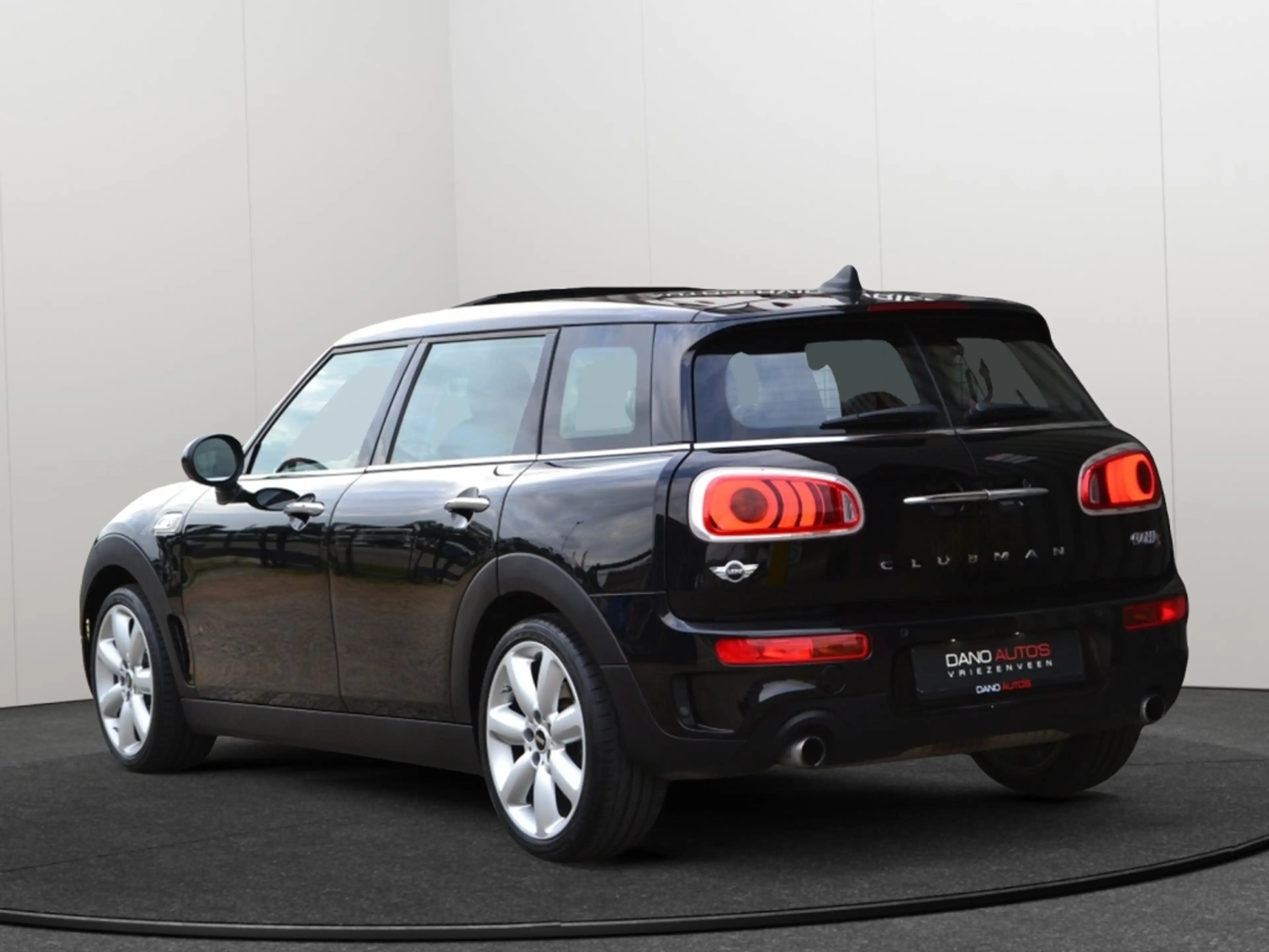 MINI Cooper S Clubman 2.0 192PK Chili Navi/LED/Pano/Leer — photo 3