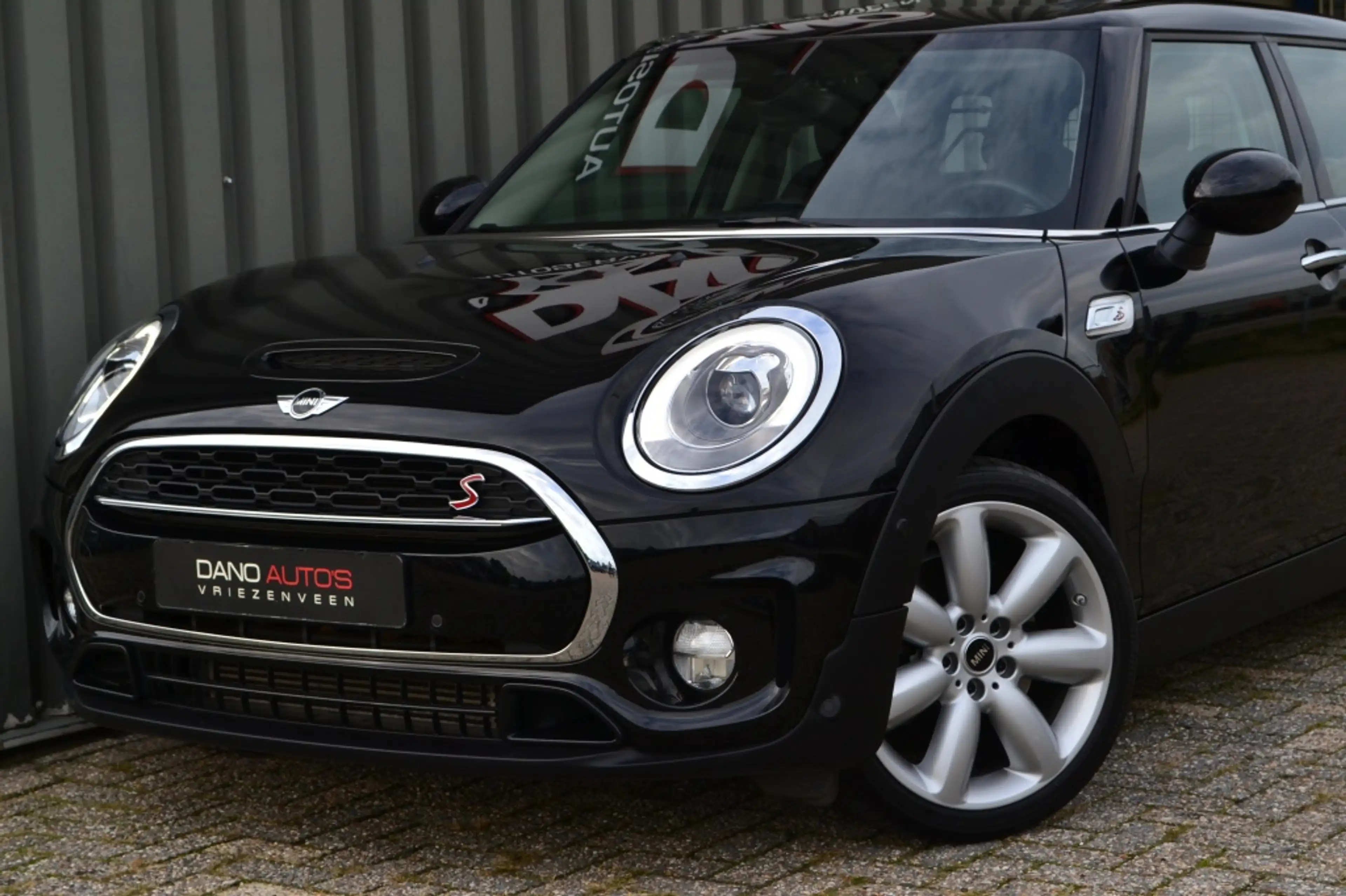 MINI Cooper S Clubman 2.0 192PK Chili Navi/LED/Pano/Leer — photo 17