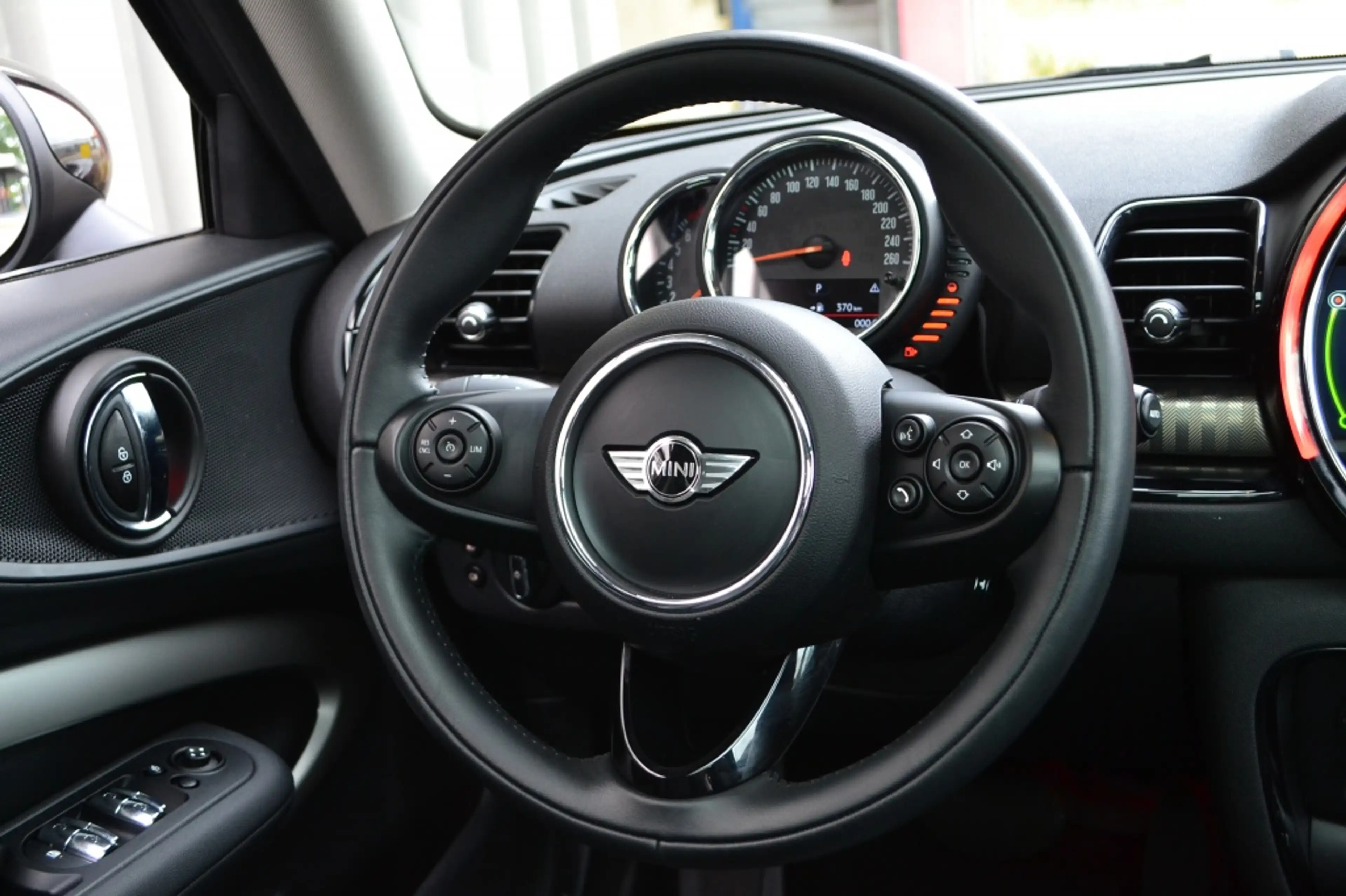 MINI Cooper S Clubman 2.0 192PK Chili Navi/LED/Pano/Leer — photo 29