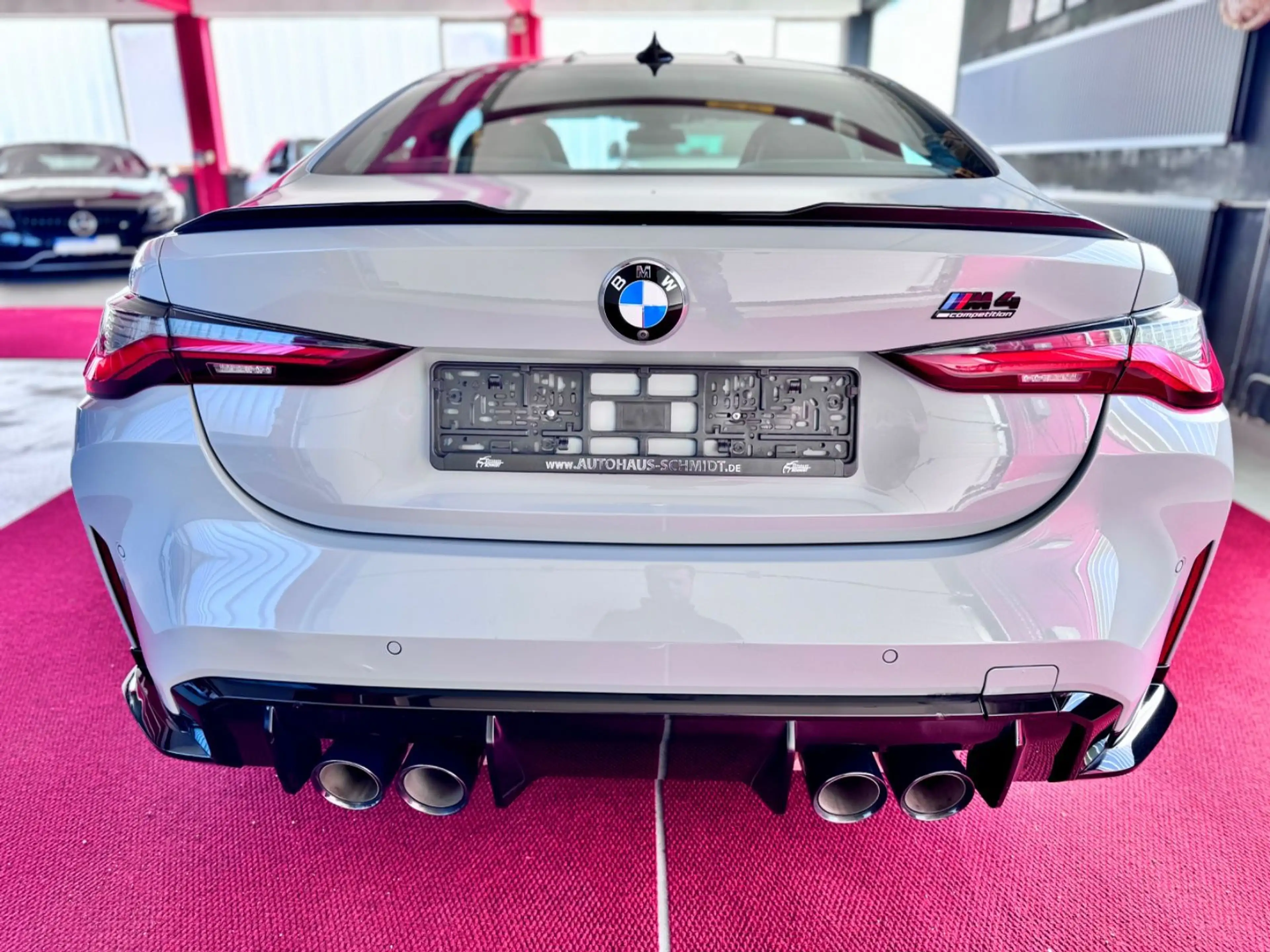 BMW M4 Coupe Sportabgas Laser 360° DisplayKey 20Zoll — photo 7