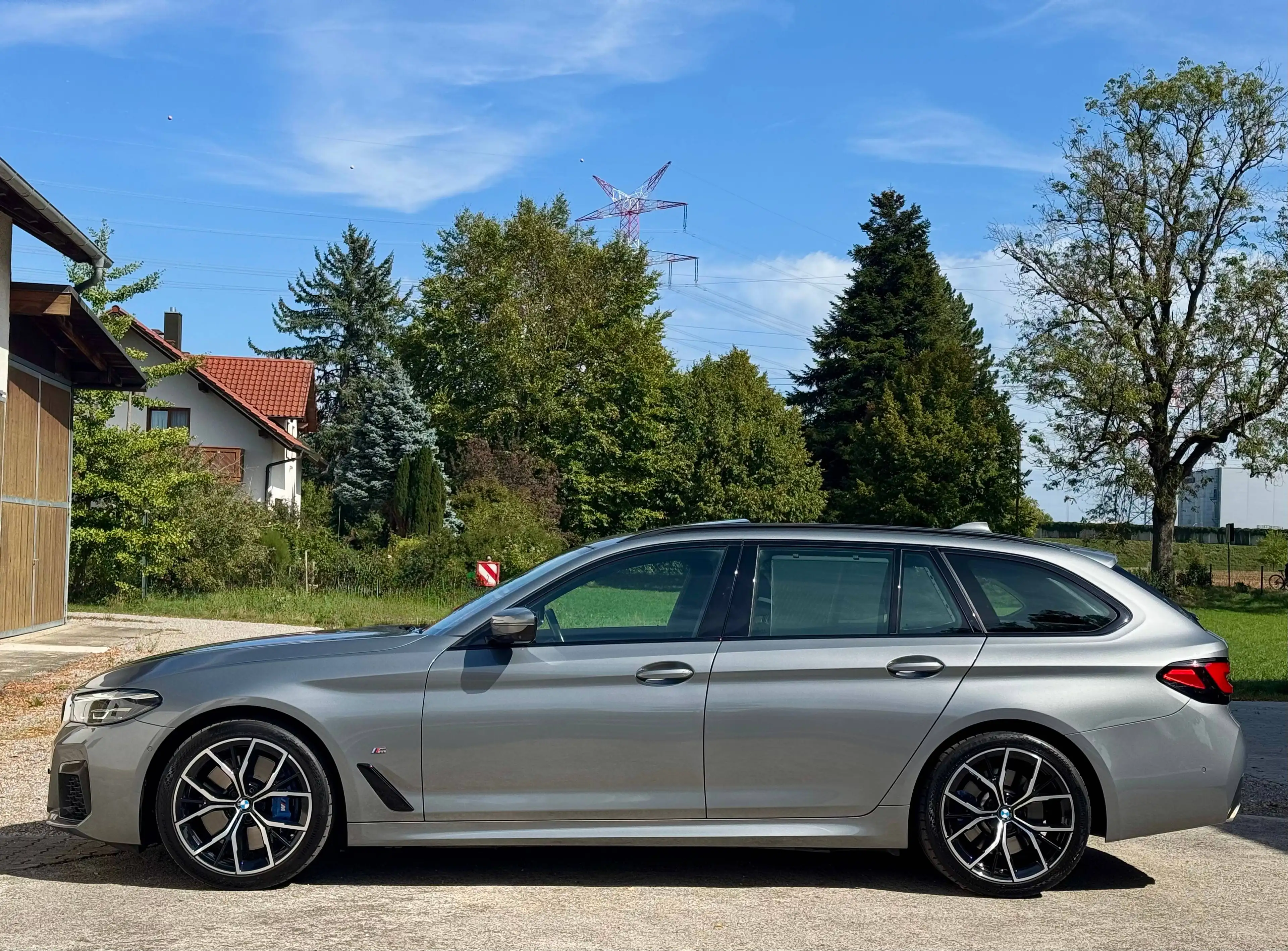BMW 530 530d M Sport Pano AHK Stanheizung VOLL 1.Hand — photo 8