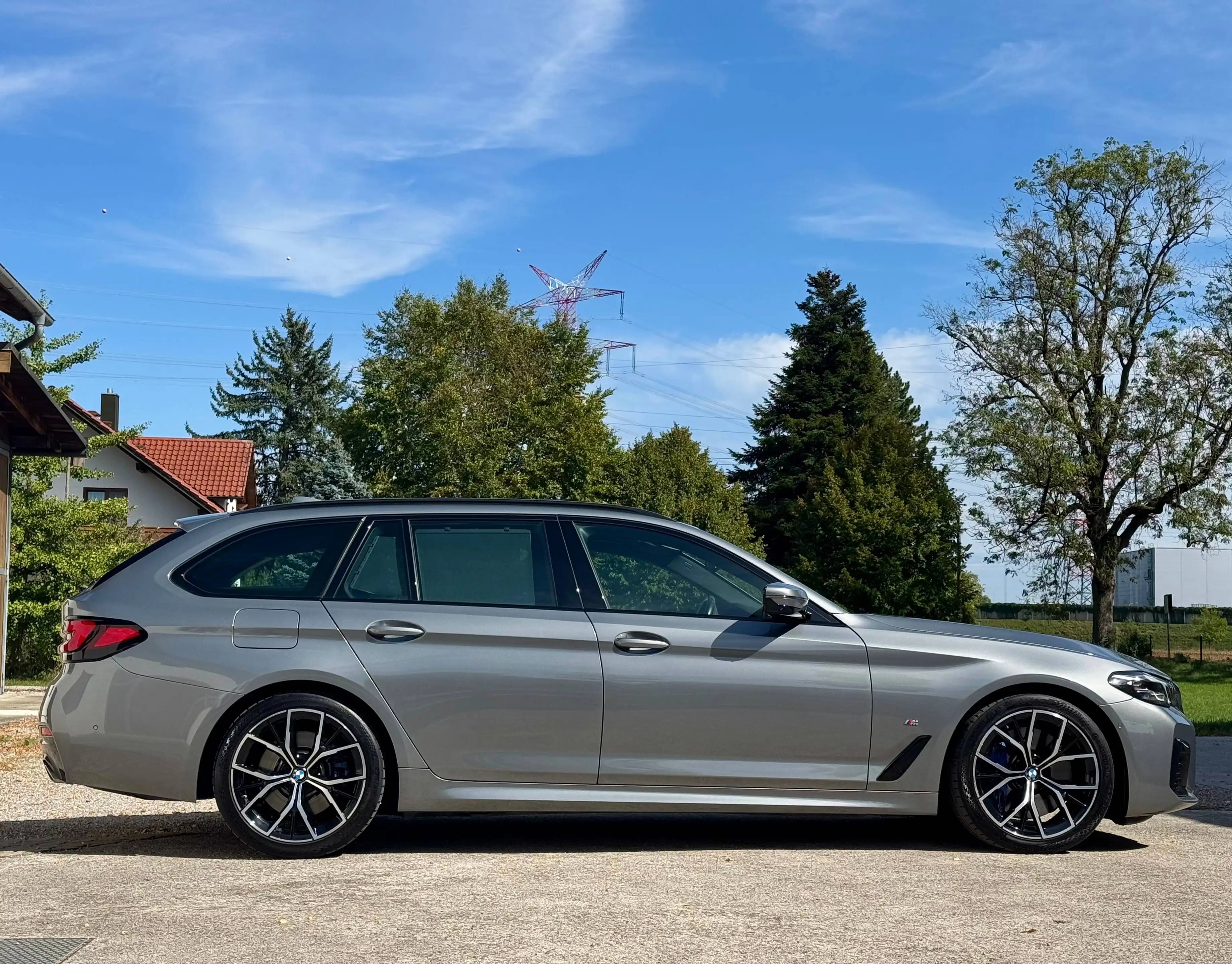 BMW 530 530d M Sport Pano AHK Stanheizung VOLL 1.Hand — photo 7