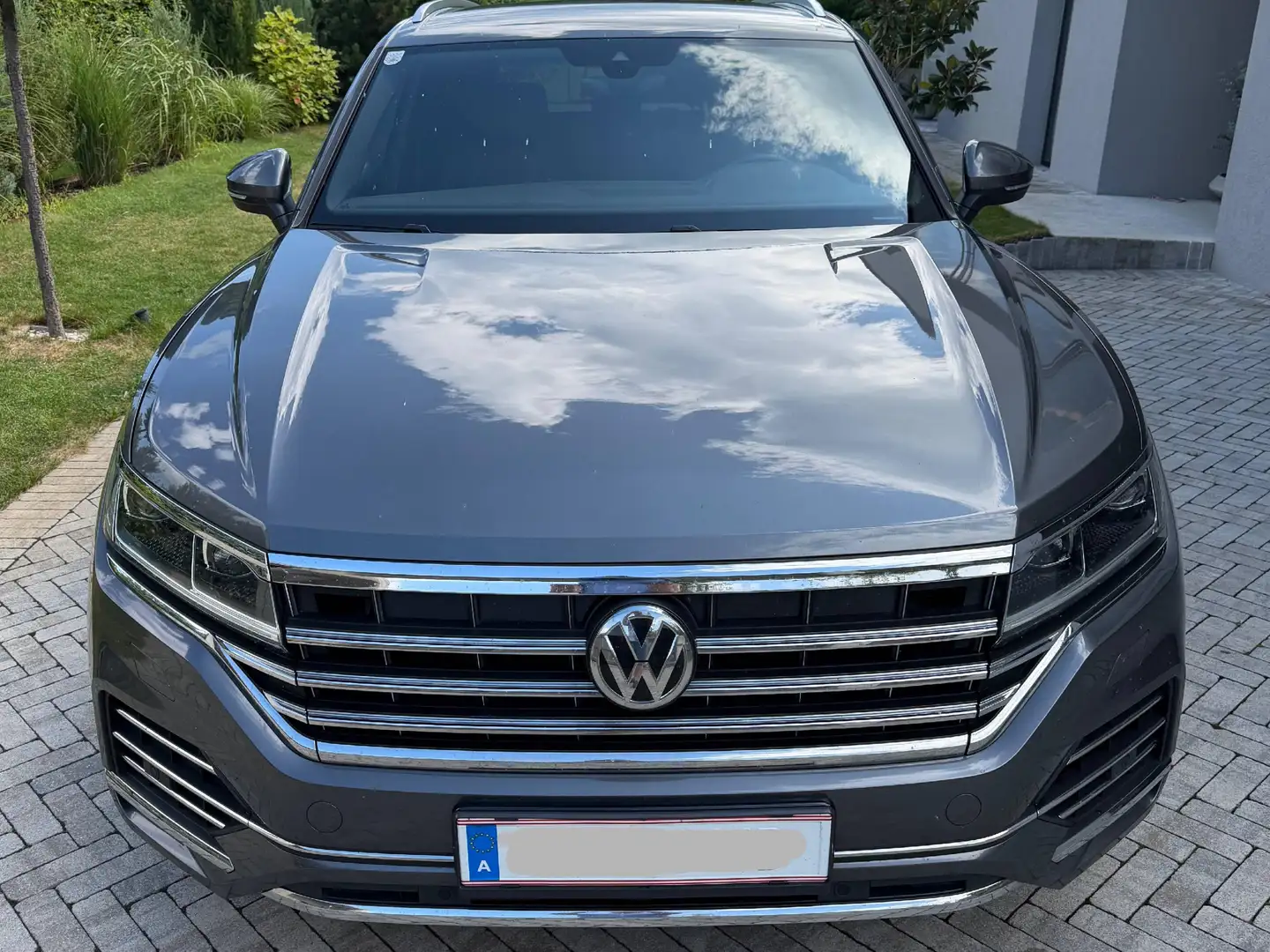 Volkswagen Touareg Touareg 4Motion V6 TDI SCR Edition Aut. Edition Grau - 1