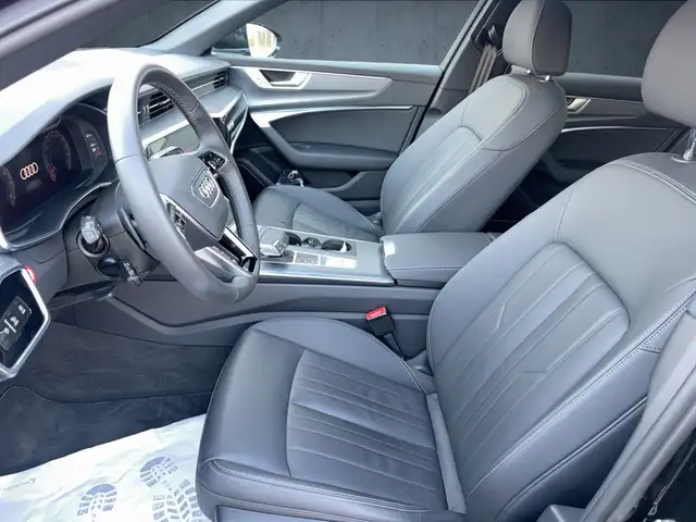 Audi A6 view 10