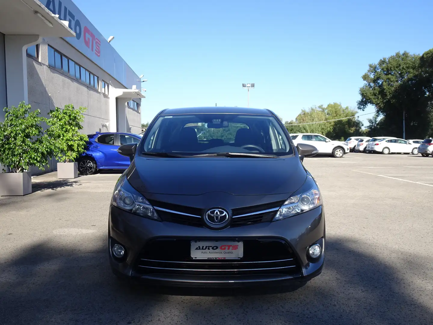 Toyota Verso Verso 1.6 d-4d Active 5p E6 Unipro Grigio - 2