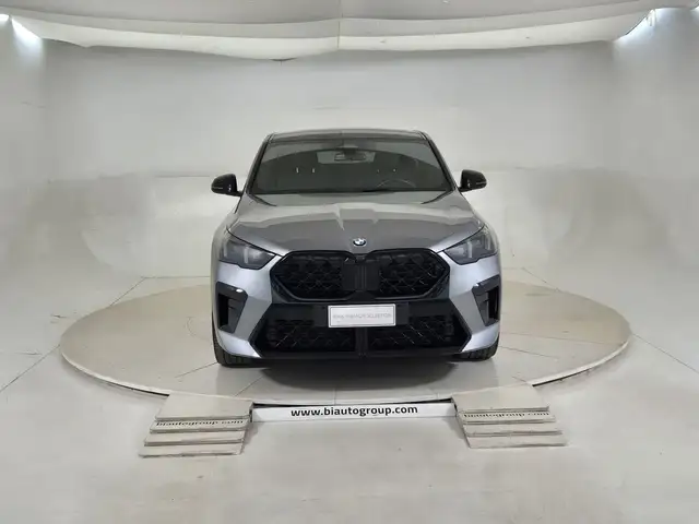 BMW X2 view 3