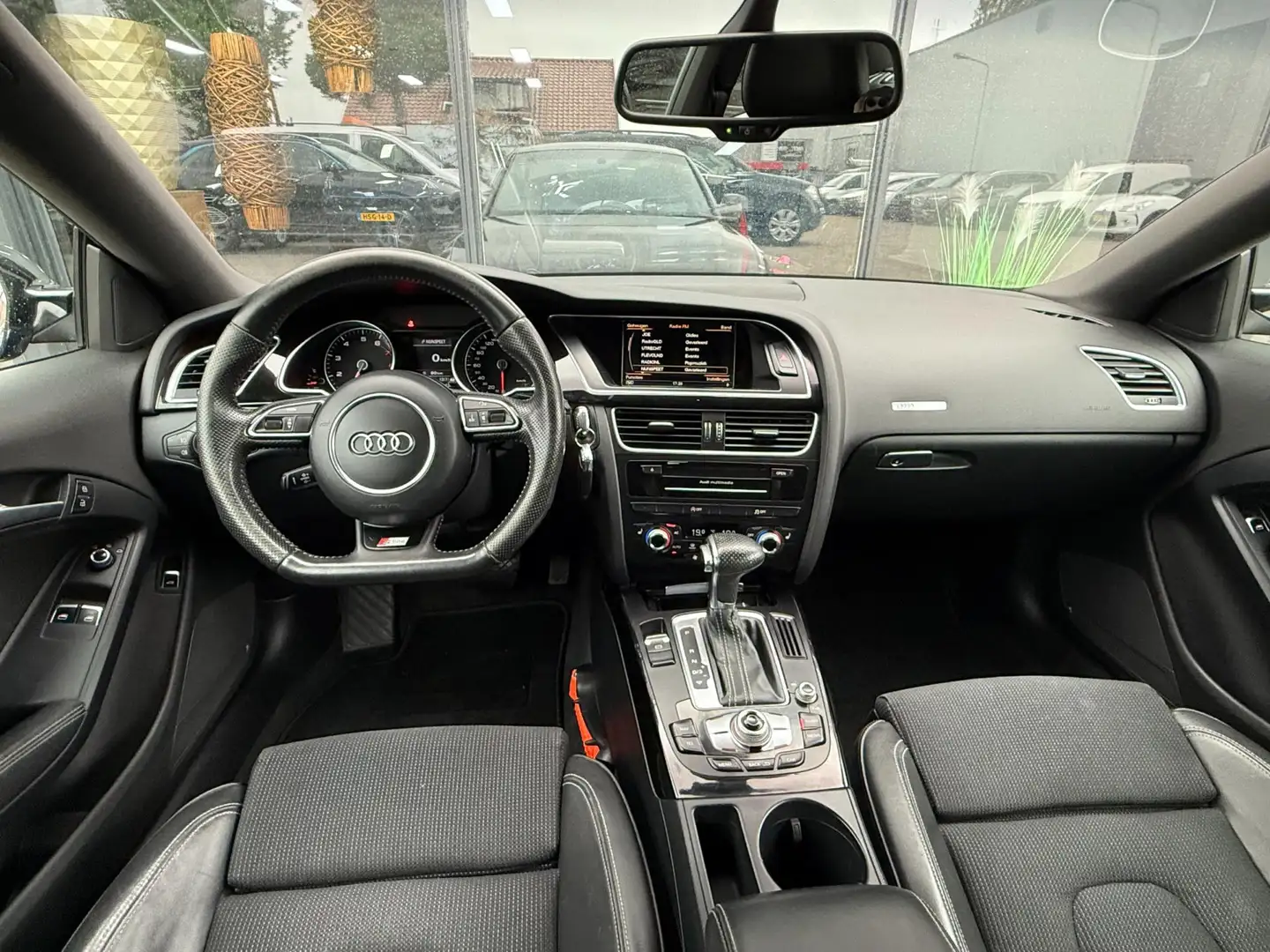 Audi A5 Coupé 1.8 TFSI S Edition 2XS-Line/APK/NAP Zwart - 2