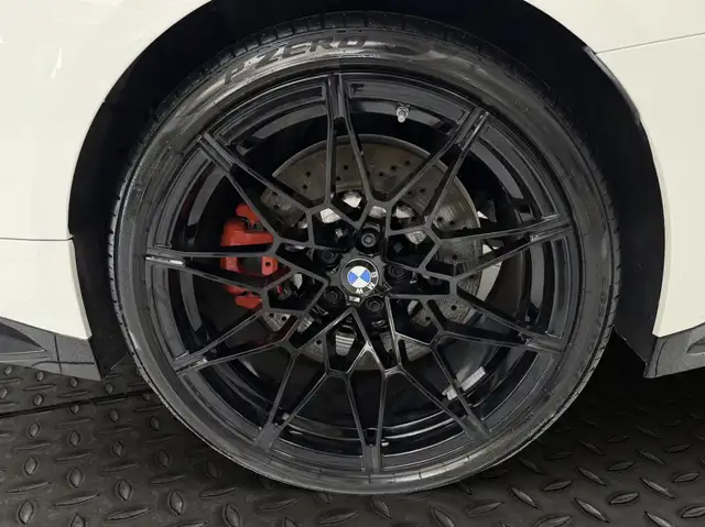 BMW M4 view 13