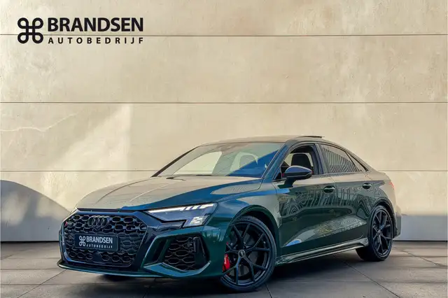 Audi RS3 Limousine 2.5 TFSI quattro Carbon ext.-Keramisch-P