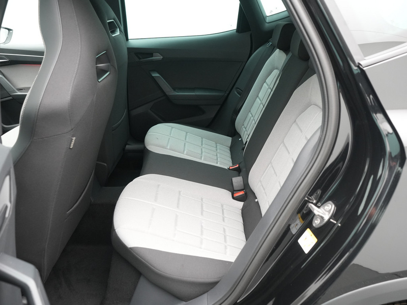SEAT Arona FR Black Edition AHK LED KAM KEYLESS — photo 7