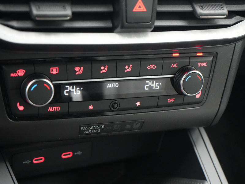 SEAT Arona FR Black Edition AHK LED KAM KEYLESS — photo 14