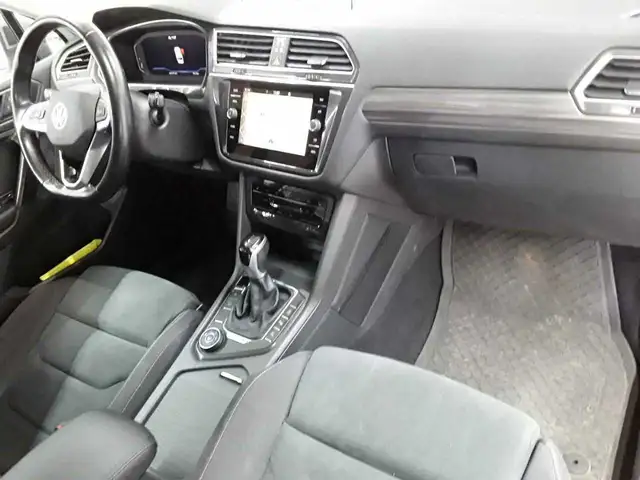 Volkswagen Tiguan view 9