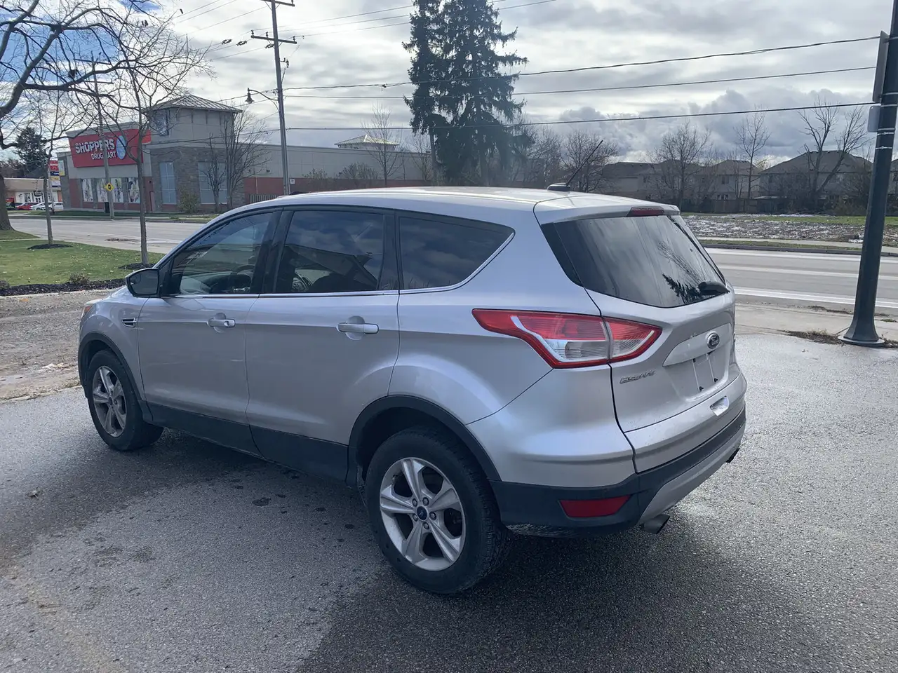 Ford Escape снимка Ford Escape