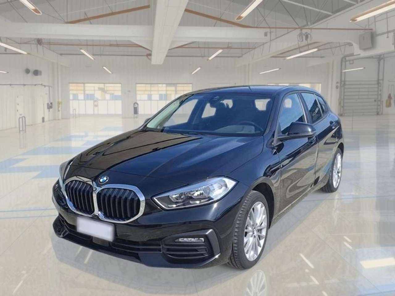 BMW 116 116D BUSINESS ADVANTAGE AUTO 5 PORTE BERLINA