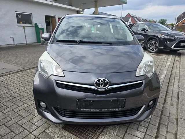 Toyota Verso-S Verso S 1.33 VVT-i Comfort
