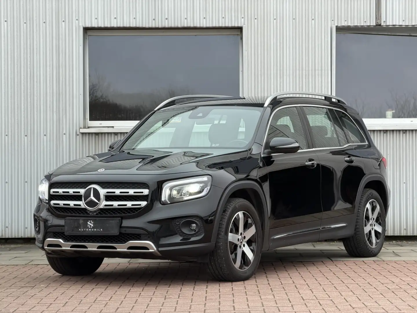 Mercedes-Benz G GLB 200d ACC*AHK Schwenk*LED*Kamera*Ambient Schwarz - 2