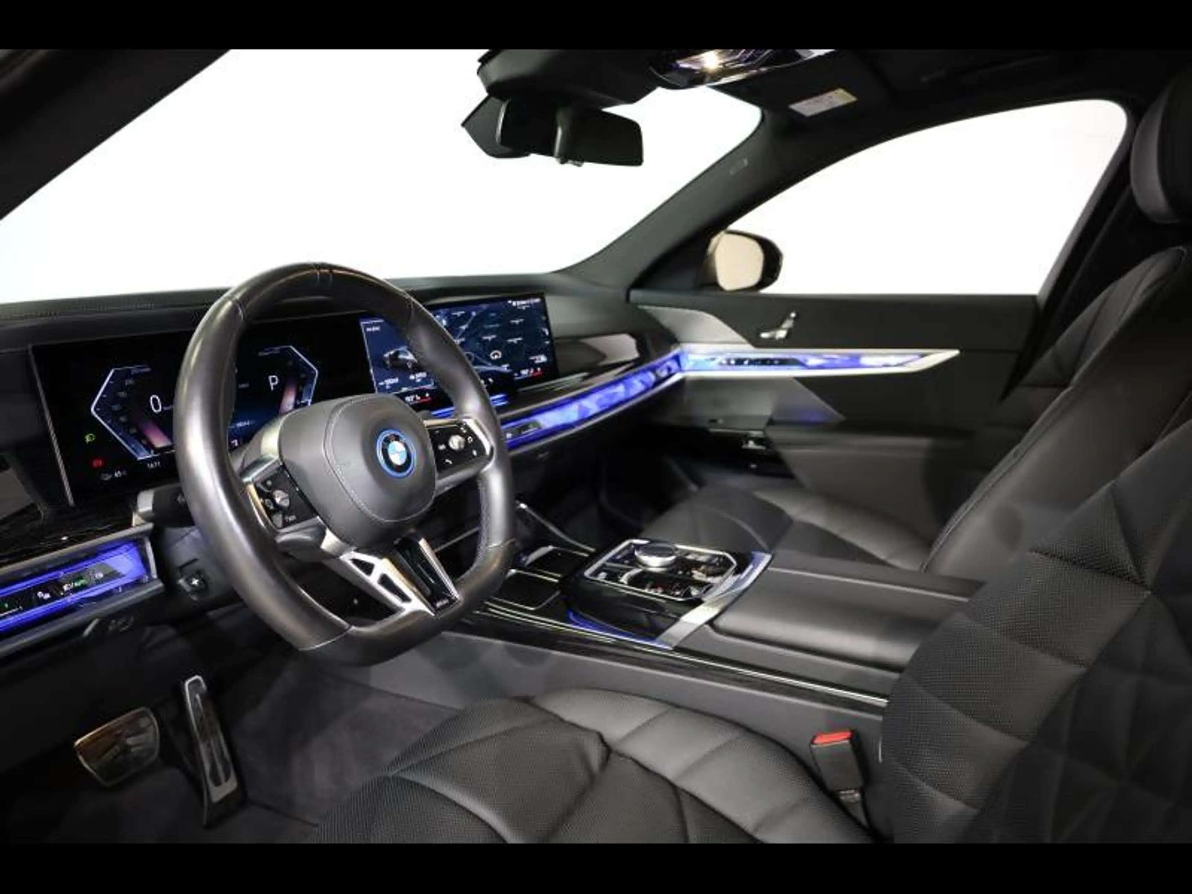 BMW i7 eDrive50 Kit M Sport — photo 6