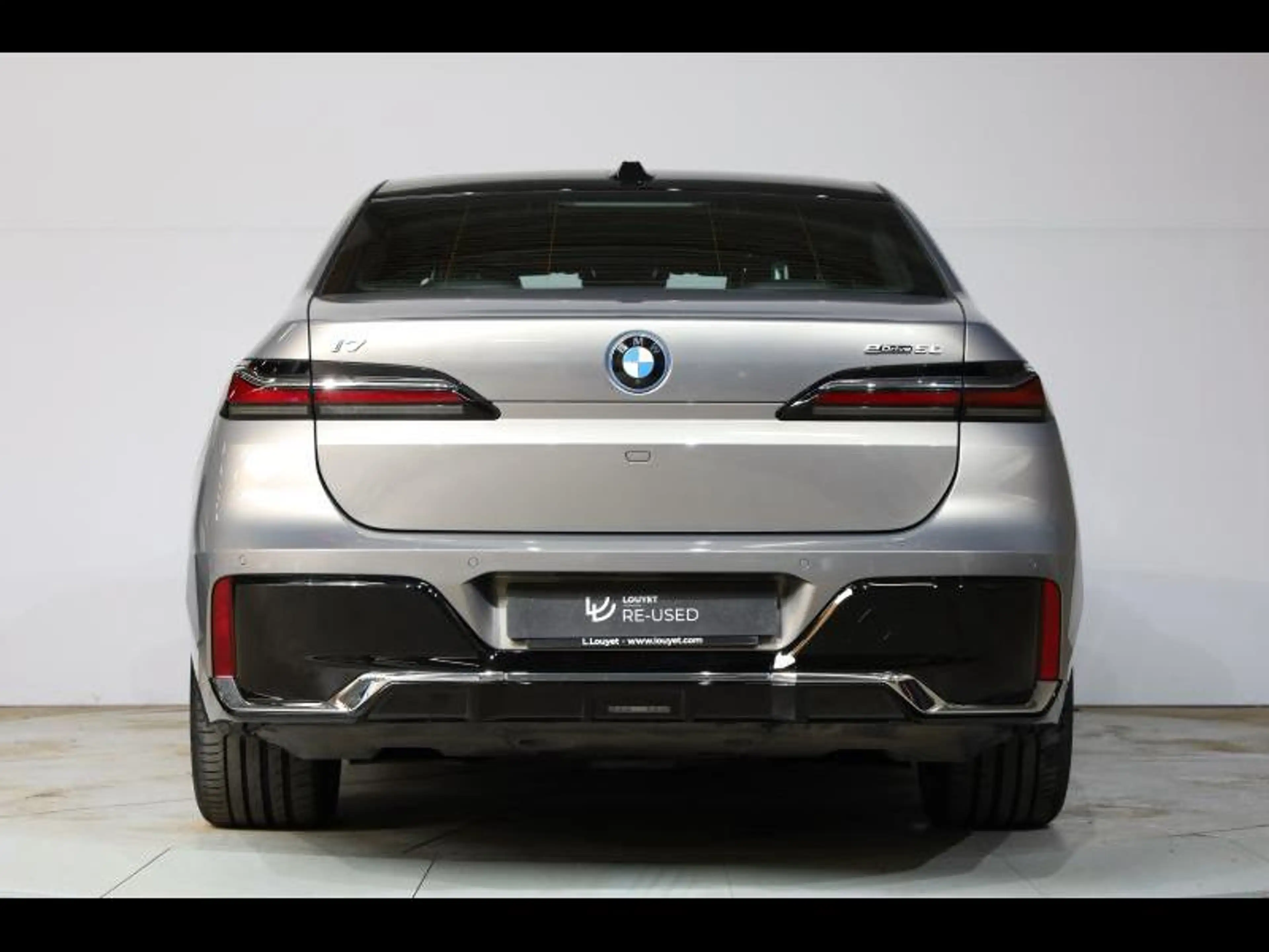 BMW i7 eDrive50 Kit M Sport — photo 4