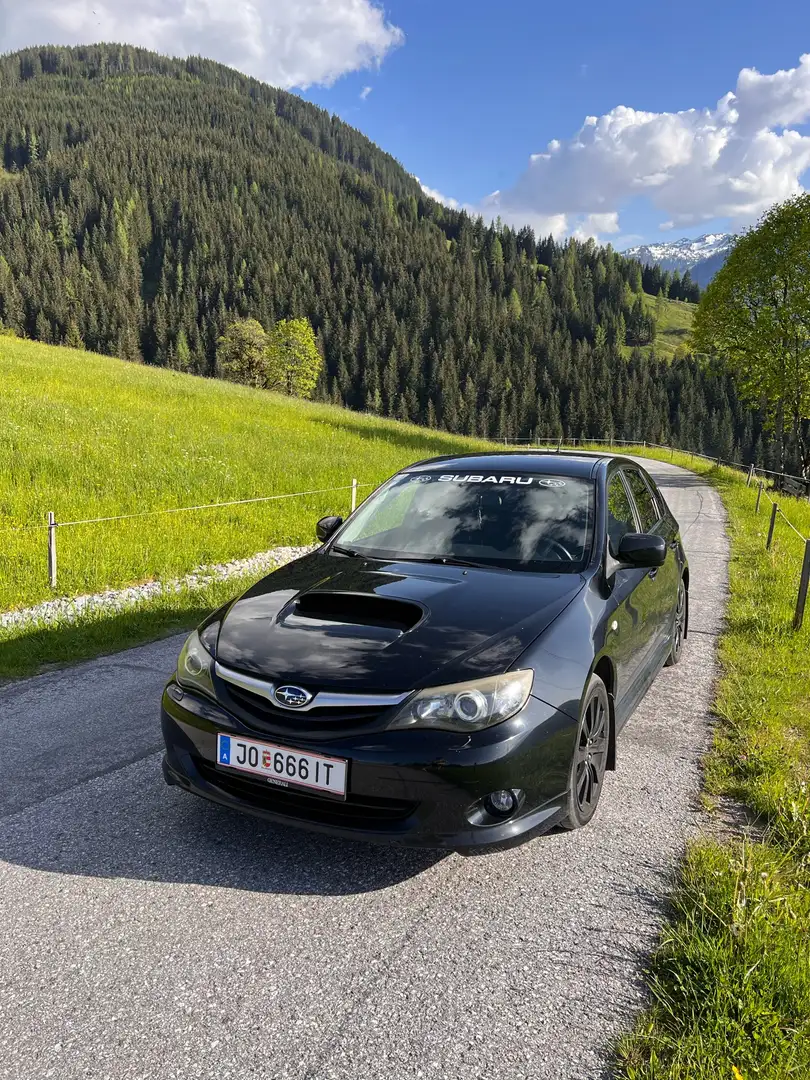 Subaru Impreza Hatchback 2,0D Sport Zwart - 1