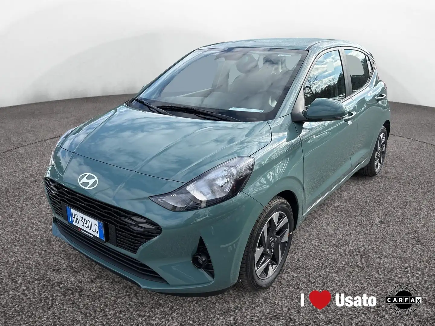 Hyundai i10 III 2023 1.0 mpi Connectline 63cv auto Grün - 1