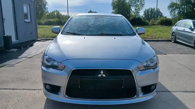 Mitsubishi Lancer Sportback XTRA ClearTec