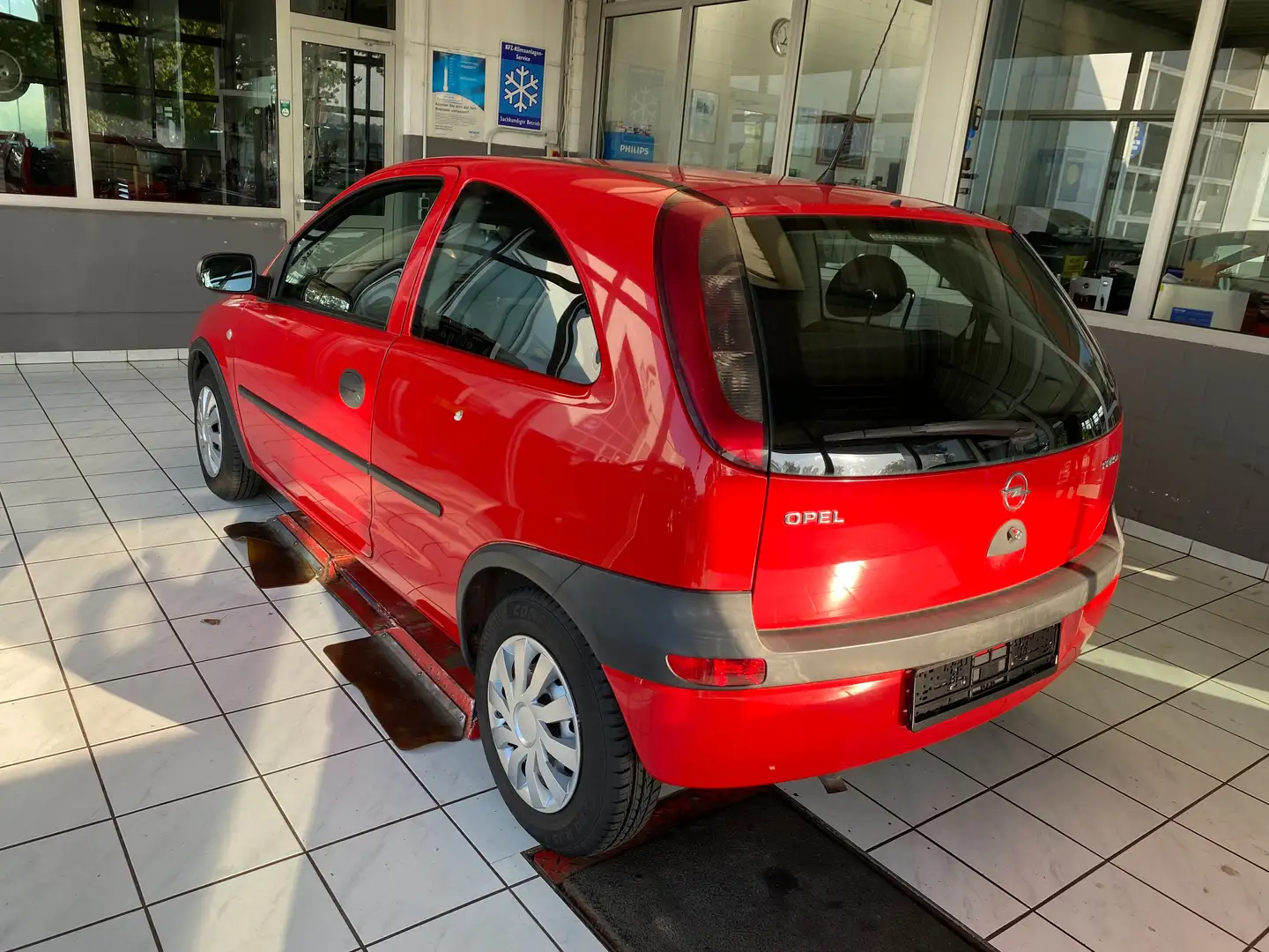 Opel Corsa 1.0 12V Czerwony - 1